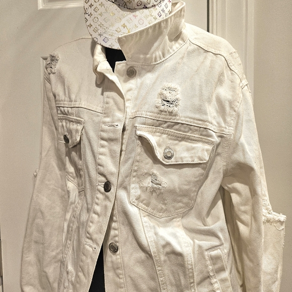 White Distressed Denim Jacket - Picture 5 of 7